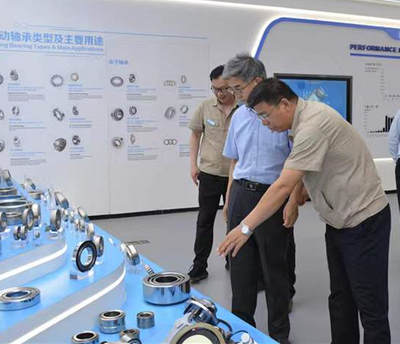 甘肅海林中科科技股份 - 省工信廳調(diào)研組一行來(lái)我公司調(diào)研